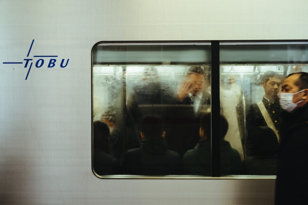 満員電車